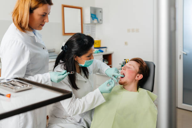 Best Emergency Dental Extractions in River Ridge, FL